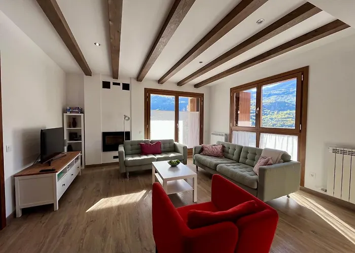Bpirineos-cregueena Apartment