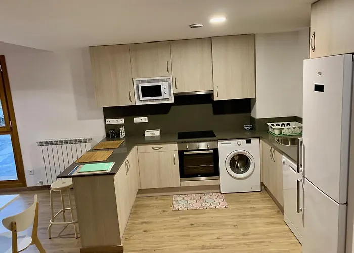 Apartment Bpirineos-cregueena *